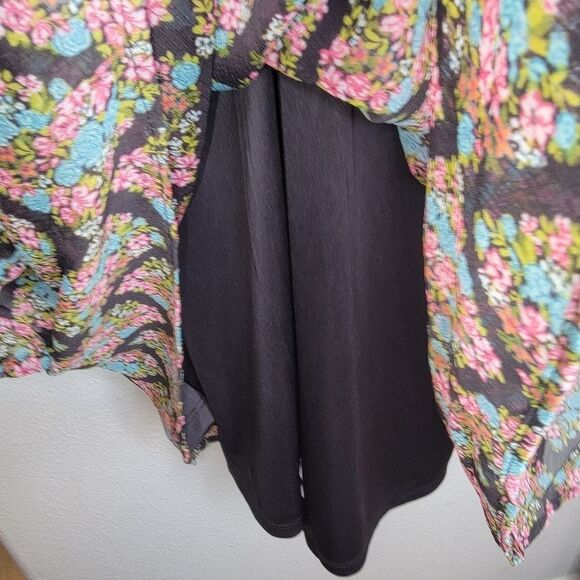 LC Lauren Conrad Plus Size Three Quarter Sleeve Flowy Top 4x - Picture 7 of 8